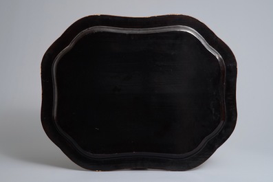 A massive Chinese Canton export lacquer tray and a sewing box, 18/19th C.