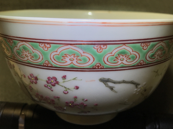 A Chinese famille rose bowl with floral design, Shen De Tang Zhi mark, 19/20th C.