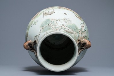 A Chinese qianjiang cai hu-shaped deer vase, 19/20th C.