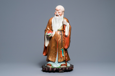 A large Chinese famille rose figure of Shou Lao, Republic, 20th C.