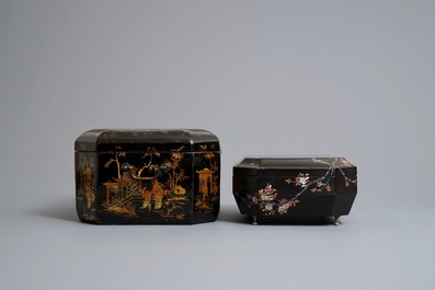 Twee Chinese kistjes in zwart lakwerk, 19/20e eeuw