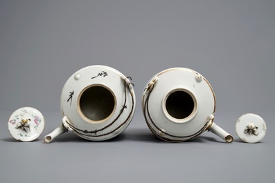 Two Chinese qianjiang cai teapots and covers, 19/20th C.