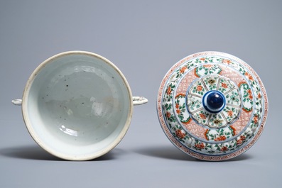 A Chinese famille verte tureen and cover, Kangxi