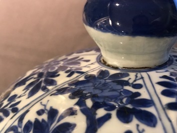 A large Chinese blue and white baluster jar and cover, Kangxi