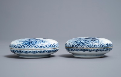 A pair of Chinese blue and white seal paste boxes, Republic, 20th C.