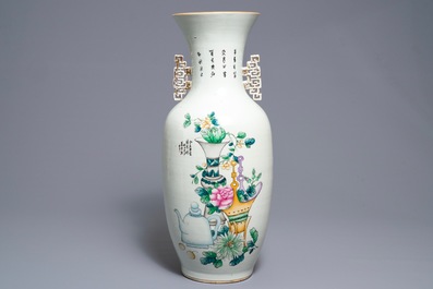 A Chinese famille rose two-sided design vase, 19/20th C.