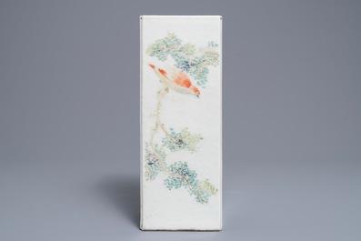 A square Chinese qianjiang cai hat stand, signed Mei Fengqiao, 19th C.