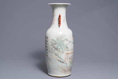 A Chinese qianjiang cai vase with figures in a landscape, 19/20th C.