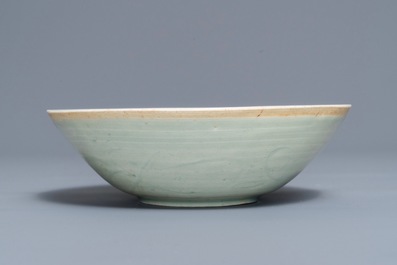 A Chinese qingbai bowl with underglaze design, Song