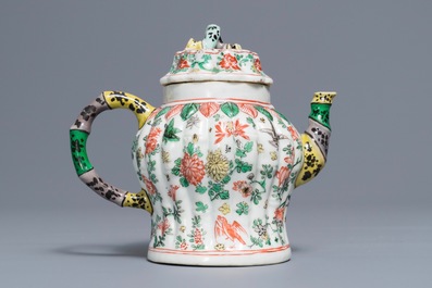 A Chinese famille verte teapot and cover, Kangxi