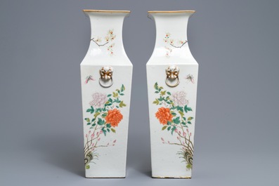 A pair of square Chinese vases with floral design, 19th C.