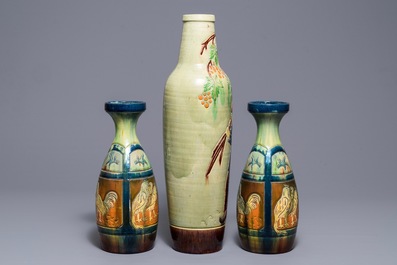 Trois vases en poterie flamande, 1&egrave;re moiti&eacute; du 20&egrave;me