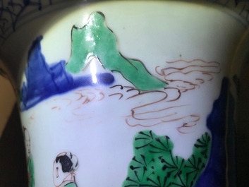 Un vase de forme gu en porcelaine de Chine wucai, Shunzhi, &eacute;poque Transition