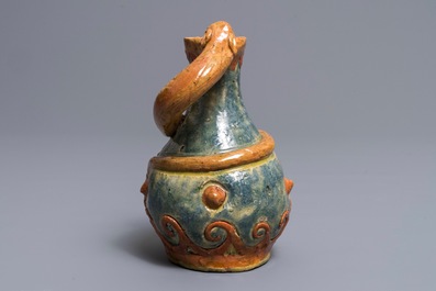 Un vase Art Nouveau en poterie flamande &agrave; d&eacute;cor d'un dragon, Leo Maes Vereenoghe, Torhout, 1891-1909