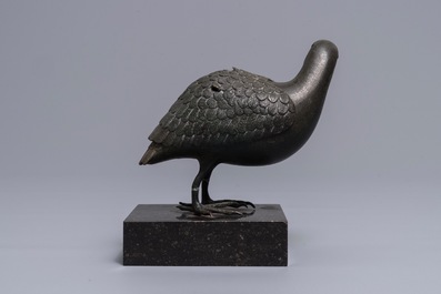 A Japanese bronze quail-shaped censer, signed Kamejo, Edo, 18th C.