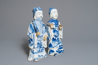 A pair of Chinese blue and white figures, poss. for the Vietnamese market, 19th C.