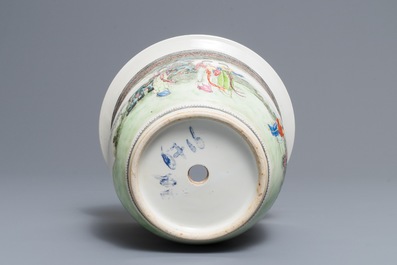 A Chinese famille rose dish and a jardini&egrave;re on stand, Republic, 20th C.