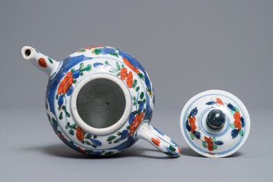 A Chinese famille verte teapot and cover, Kangxi