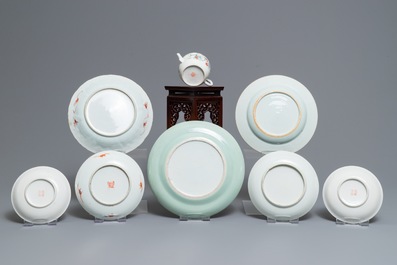 A varied collection of Chinese famille rose, verte and qianjiang cai wares, 18/20th C.
