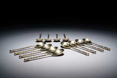 Twelve parcel-gilt silver and niello spoons, Russia, 19/20th C.