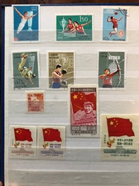 Een collectie Chinese postzegels, 19/20e eeuw