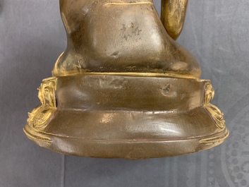 A Sino-Tibetan gilt-copper figure of Buddha Shakyamuni, 17/18th C.