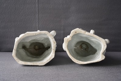 Deux figures de Guandi et Zhenwu en porcelaine blanc de Chine de Dehua, 18/19&egrave;me