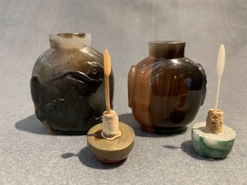 Fifteen Chinese snuff bottles in jade, agate, malachite and other hardstones, 18/20th C.