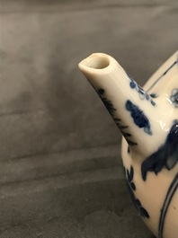 A Chinese blue and white teapot and cover, Kangxi