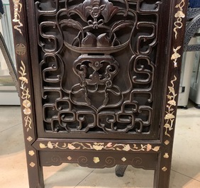 A Chinese mother-of-pearl inlaid wooden screen with silk paintings, 19th C.