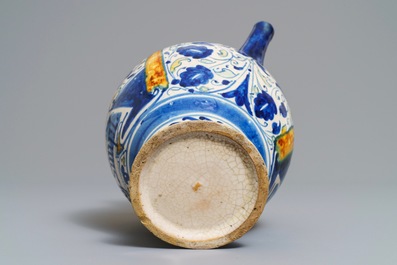 An Italian maiolica wet drug jar, prob. Venice, 16/17th C.