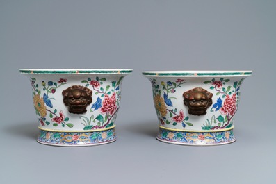 A pair of famille rose-style jardini&egrave;res with birds among flowers, Samson, Paris, 19th C.