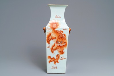 A square Chinese qianjiang cai vase and a tureen and cover, 19/20th C.