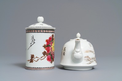 A Chinese polychrome 'winter landscape' teapot and a covered mug, 20th C.