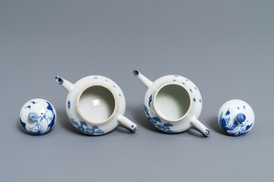 A pair of Chinese blue and white 'Bleu de Hue' Vietnamese market teapots, 19th C.