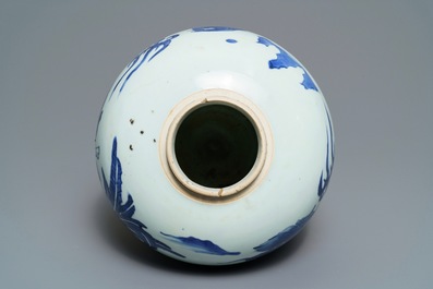 Un pot en porcelaine de Chine bleu et blanc &agrave; d&eacute;cor d'un kylin, &eacute;poque Transition