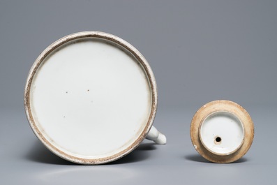 Trois th&eacute;i&egrave;res et un plat ovale en porcelaine de Chine qianjiang cai, 19/20&egrave;me