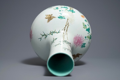 A Chinese famille rose tianqiu ping vase with birds, Qianlong mark, 19th C.