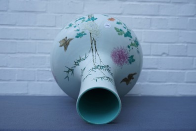 A Chinese famille rose tianqiu ping vase with birds, Qianlong mark, 19th C.