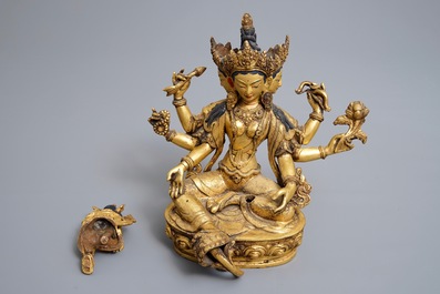 Cinq mod&egrave;les de Bouddha en bronze dor&eacute;, Sino-Tibet, 19/20&egrave;me