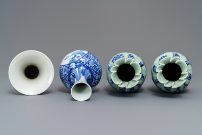 Quatre vases en porcelaine de Chine bleu, blanc et c&eacute;ladon, 19/20&egrave;me