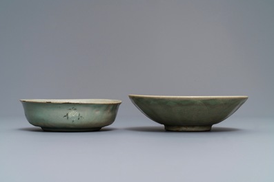 Deux bols en porcelaine c&eacute;ladon de Cor&eacute;e, Goryeo/Joseon, 14/15&egrave;me