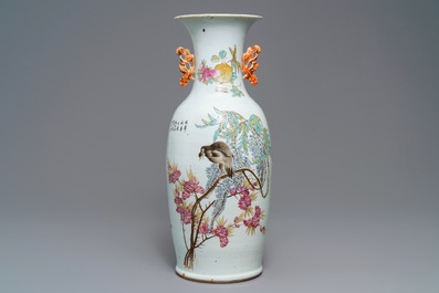 A Chinese qianjiang cai two-sided design vase, 19/20th C.
