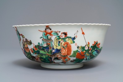 A large Chinese famille verte 'warriors' bowl, 19th C.