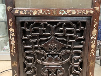 A Chinese mother-of-pearl inlaid wooden screen with silk paintings, 19th C.