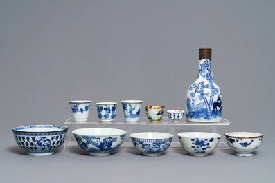 Une collection en porcelaine de Chine 'Bleu de Hue' pour le Vietnam, 19&egrave;me