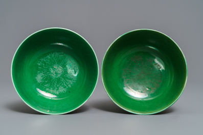 A pair of Chinese monochrome green bowls, Kangxi