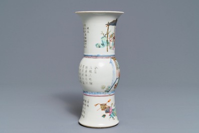 Un vase en porcelaine de Chine famille rose &agrave; d&eacute;cor de la production de bl&eacute;, marque de Kangxi, 19&egrave;me