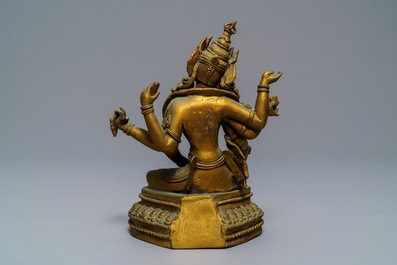 Une figure de Vasudhara en bronze dor&eacute; incrust&eacute;, Tibet ou N&eacute;pal, 18/19&egrave;me