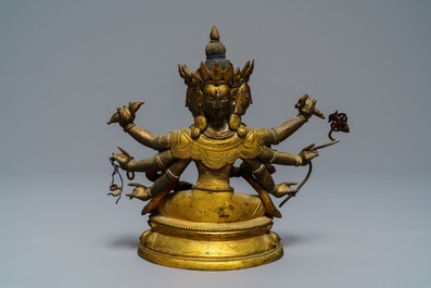 Une figure d'Ushnishavijaya en bronze dor&eacute; incrust&eacute;, Sino-Tibet, 18&egrave;me